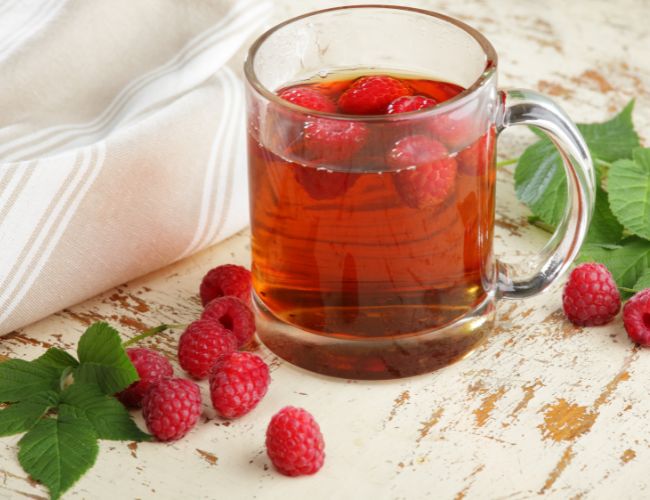 Raspberry Leaf's Power in Berry Boost Tea - Emerald Blend