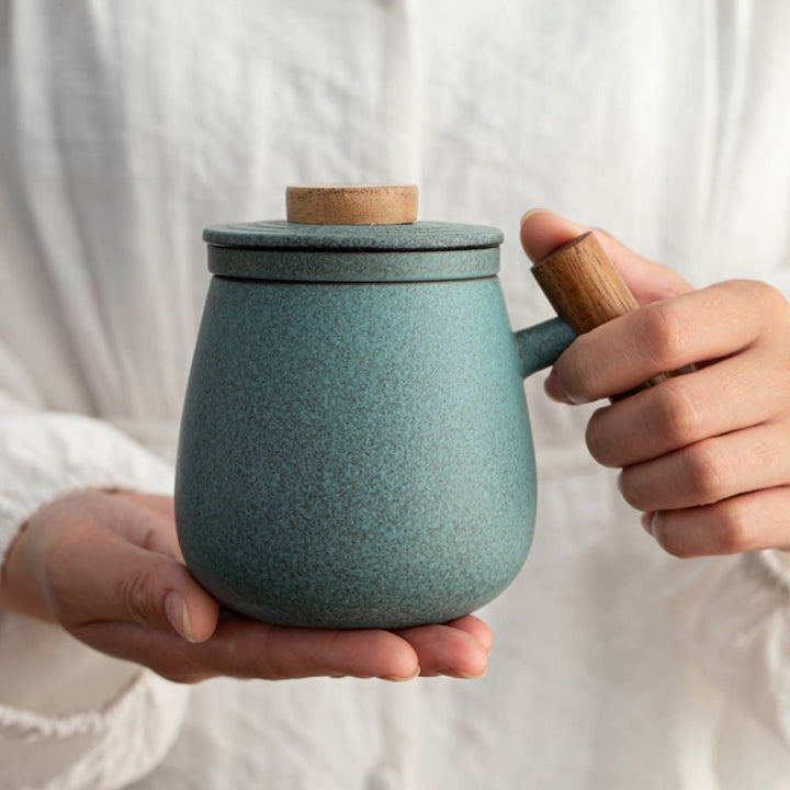 Glazed Pottery Tea Cup with Filter